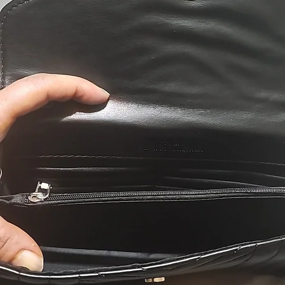 Black quilting center crossbody by Badgley Mischa - Picture 7 of 9